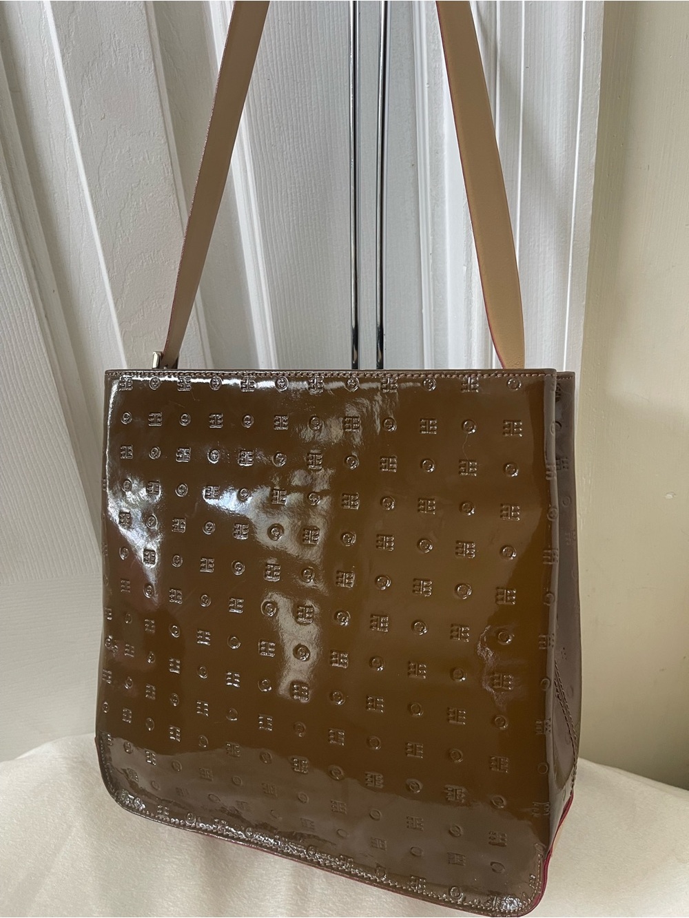 Arcadia Brown Patent Shoulder Bag